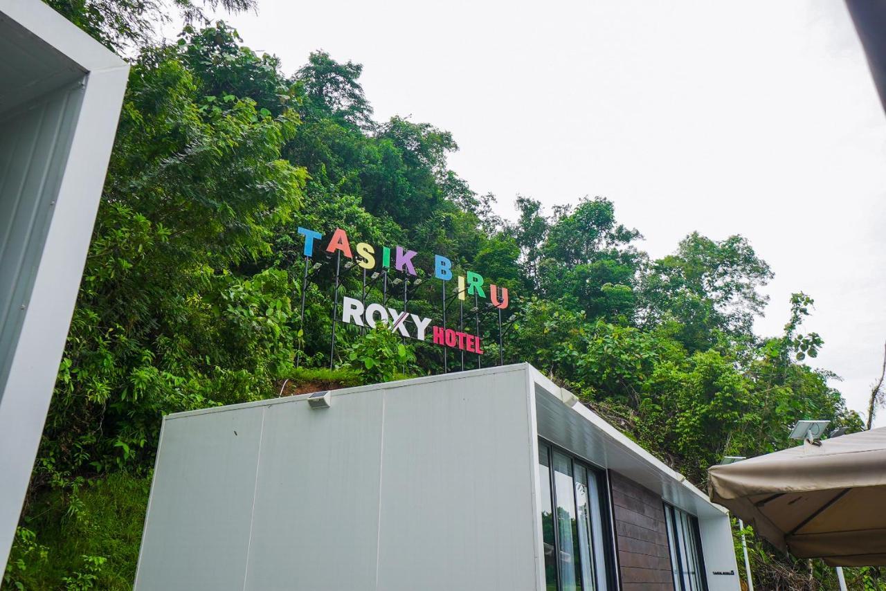 Roxy Tasik Biru Resort City Bau Exterior foto